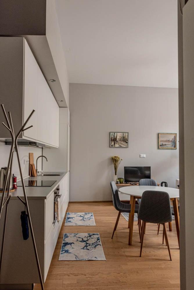 Appartement Maria Topfive With Free Parking And Brandnew Ac *